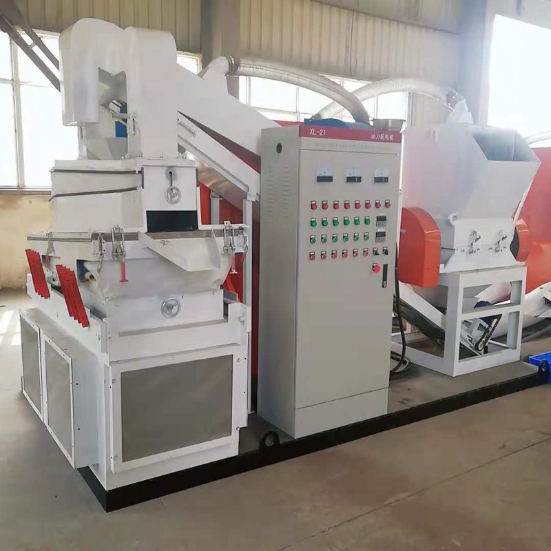 �ں��ώ�������xُһ�_(t��i)�õ���Ҏ(gu��)ģ��ʽ�~�יC(j��)�S��